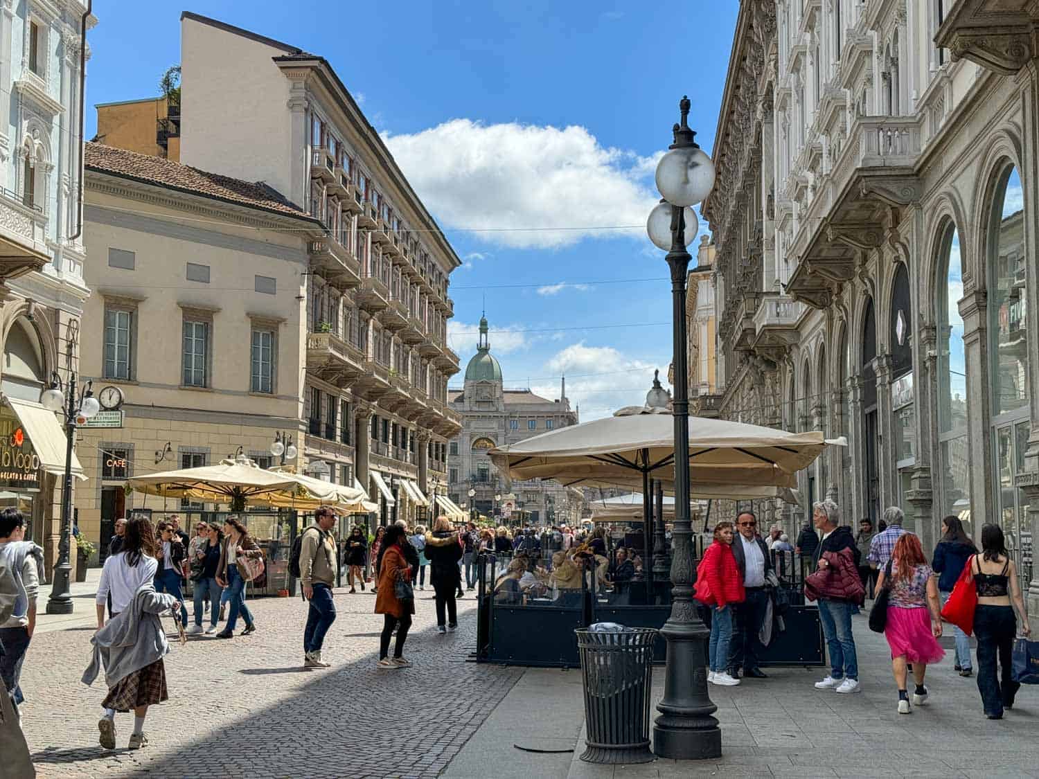 Milan shopping street | Day trips from Milan